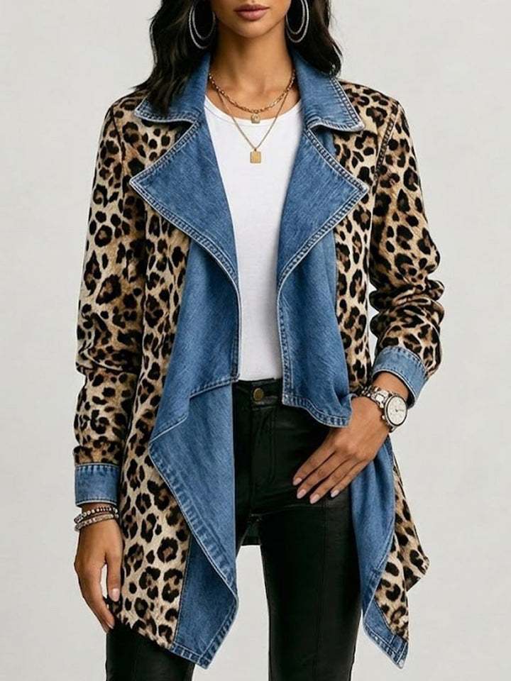 Lotte | Halflange jas met luipaardprint en washed denim